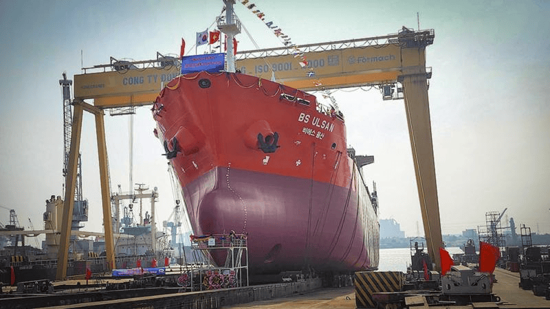 HAI PHONG Shipbuilding continuously "closes" orders